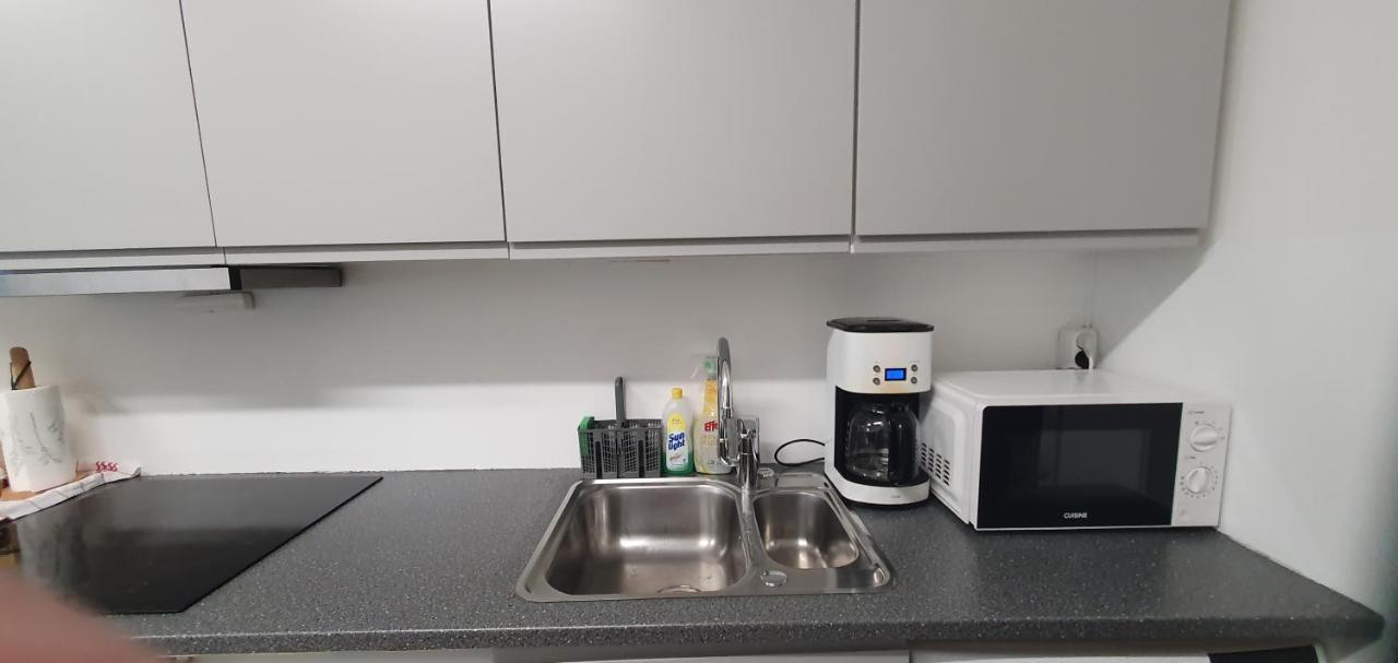 Apartamento Tromsoapartment Silent Area With View I Have Warm Caravan For Rent Same Place, 4 People