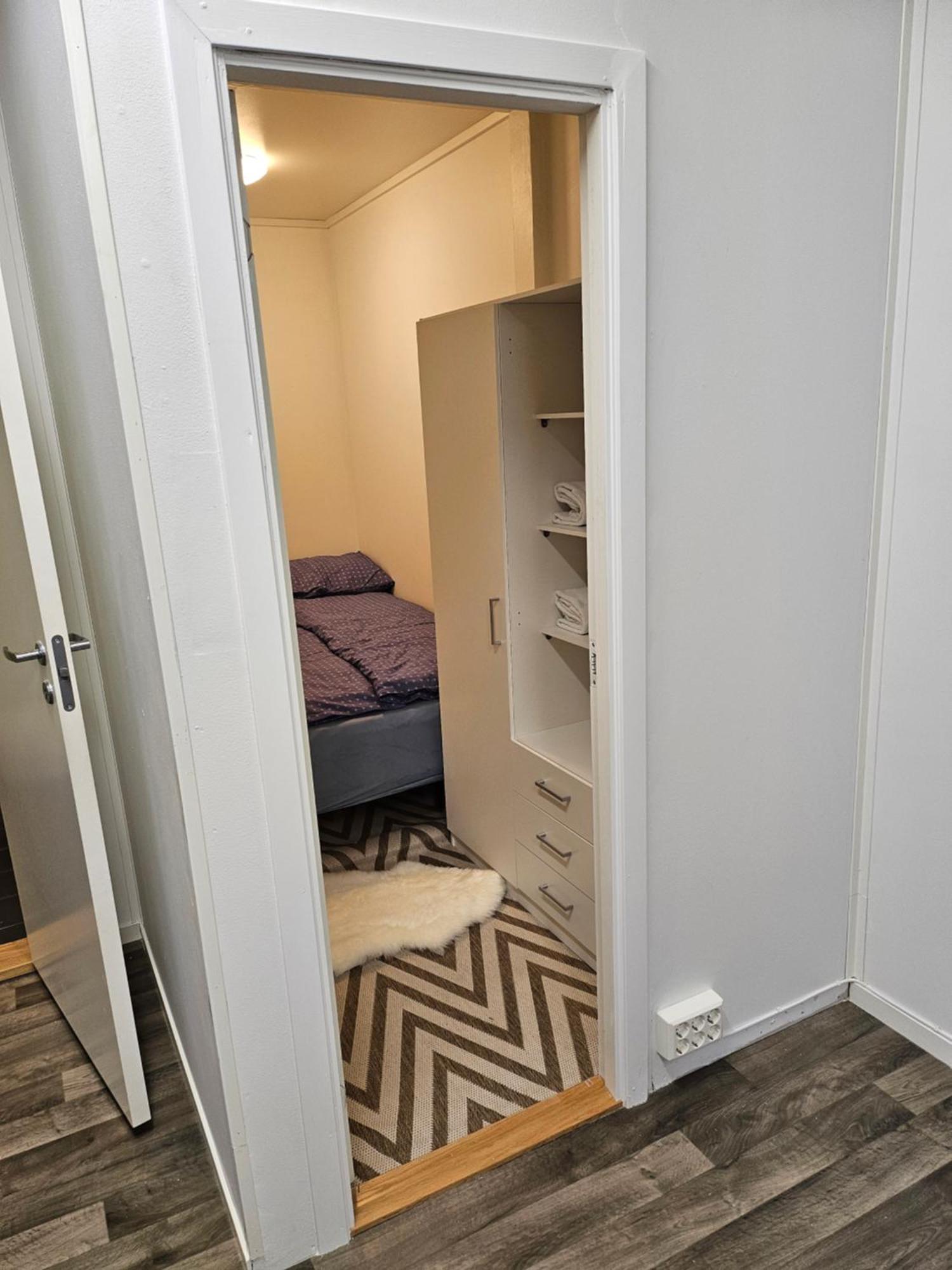 Tromsoapartment Silent Area With View I Have Warm Caravan For Rent Same Place, 4 People Apartamento Tromsø
